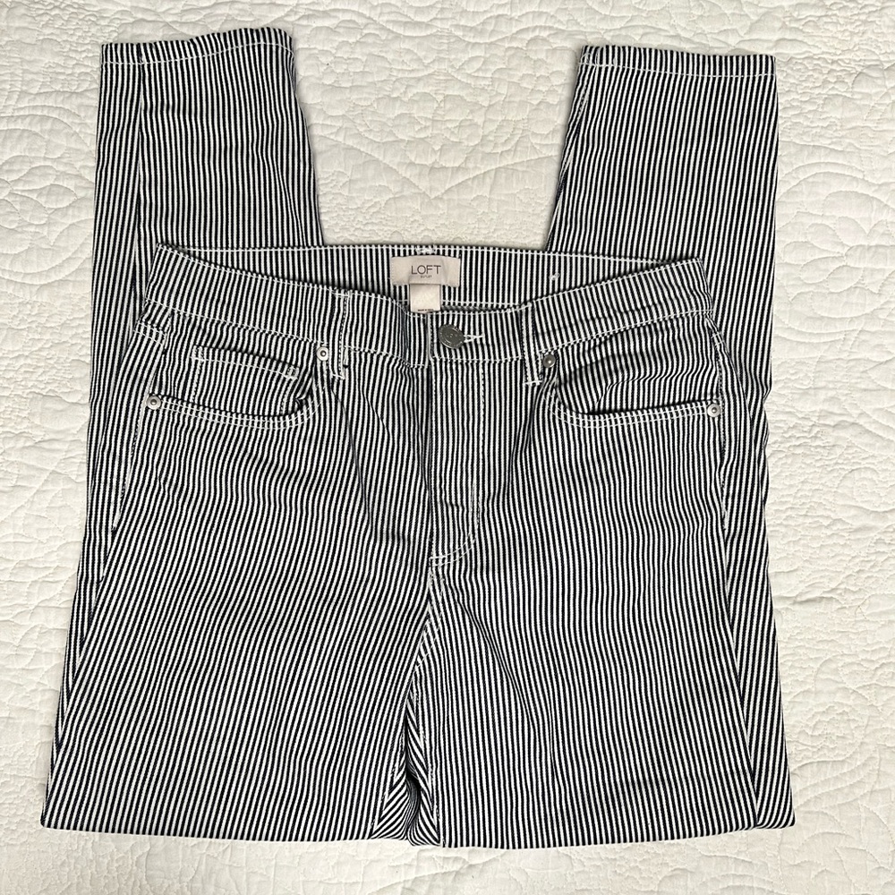 NWOT,  Loft Navy & White Striped ankle length jeans